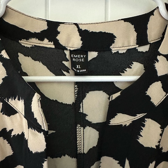 Leopard Like Women’s Dress - Picture 3 of 3